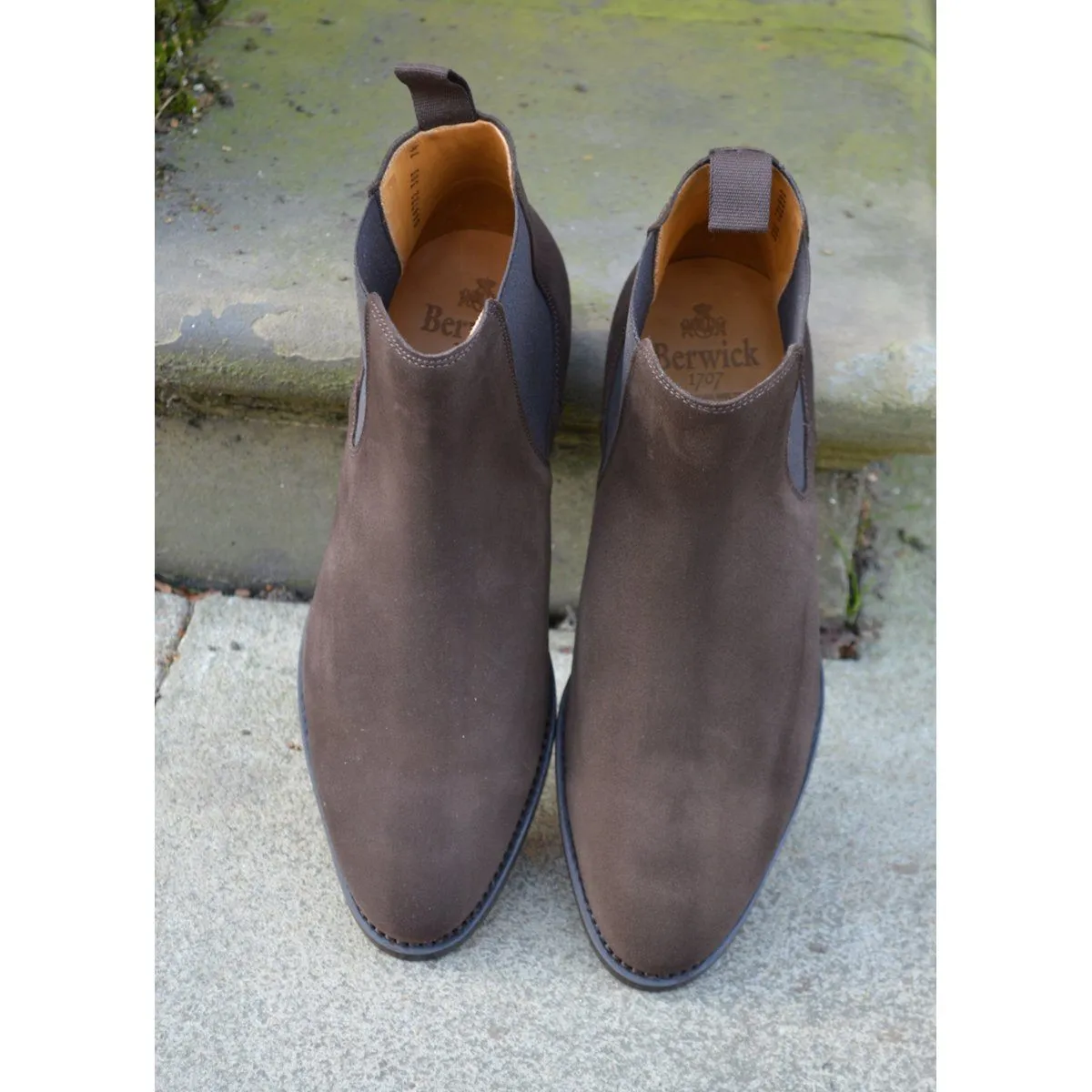 Berwick 1707 Chelsea Boot (303) - Dark Brown Suede