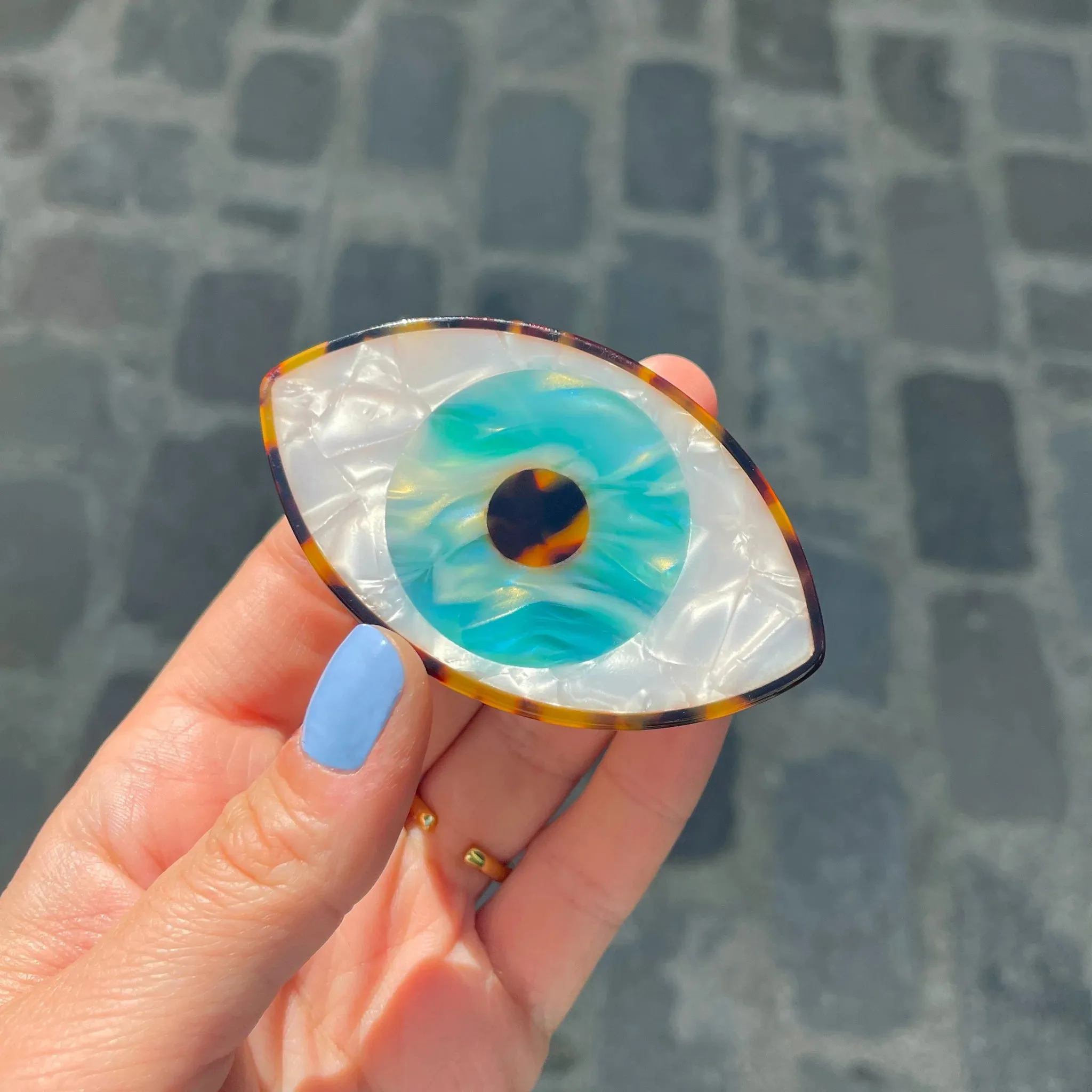 Eye Hair Clip