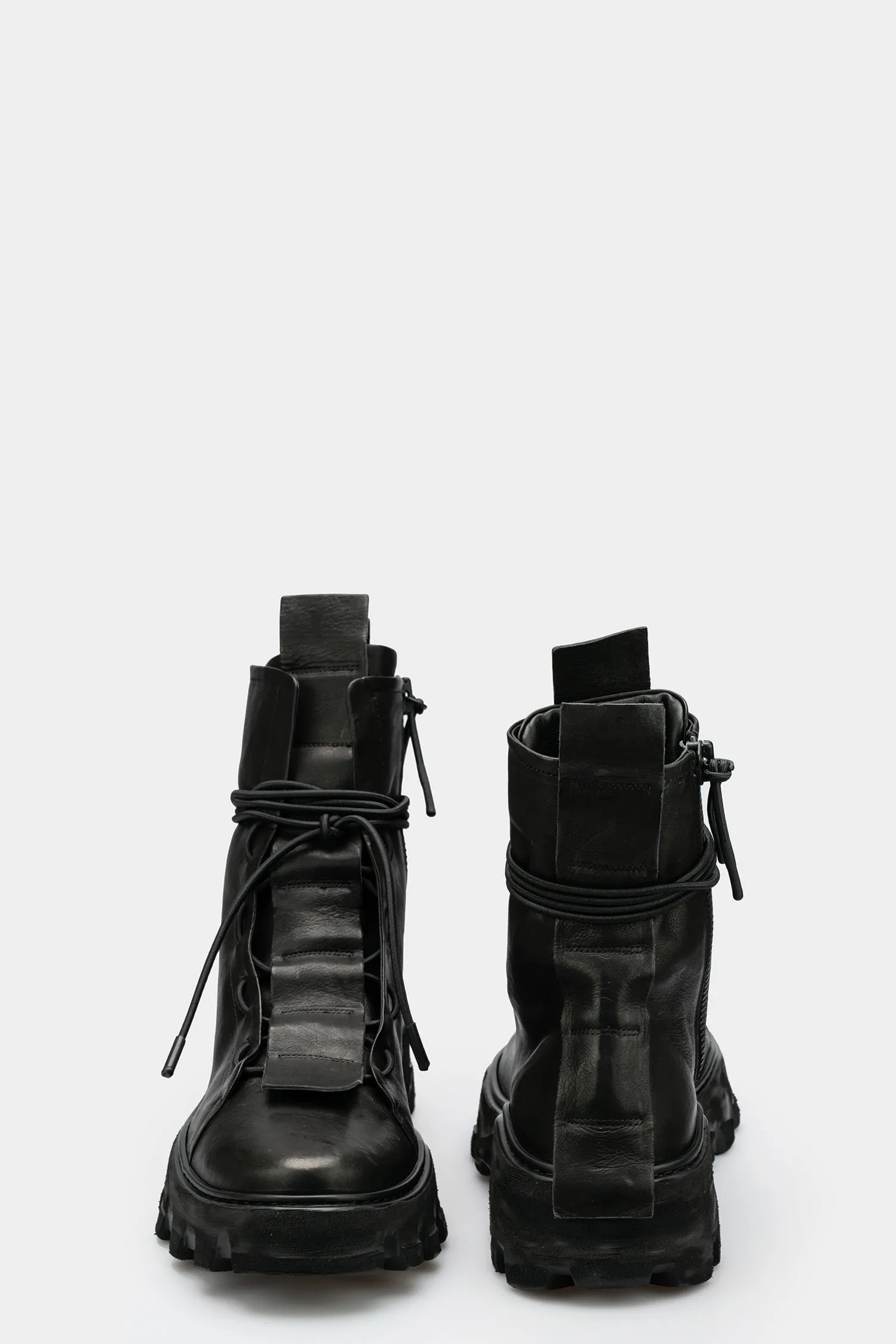 Lightweight laced calf leather zip boots