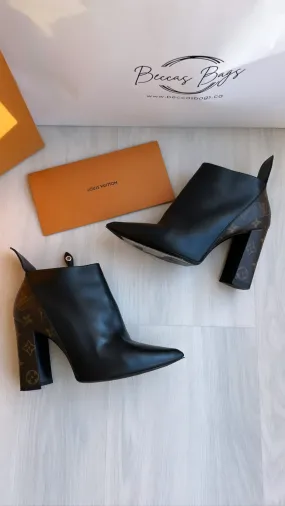 Louis Vuitton Rodeo Queen Monogram Boots