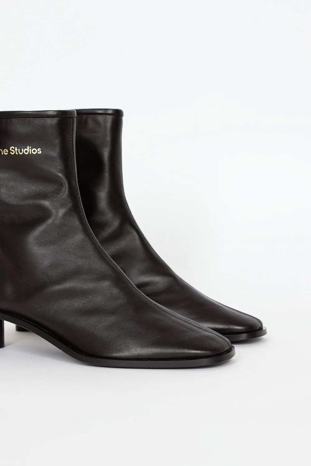 Square Toe Boot Black