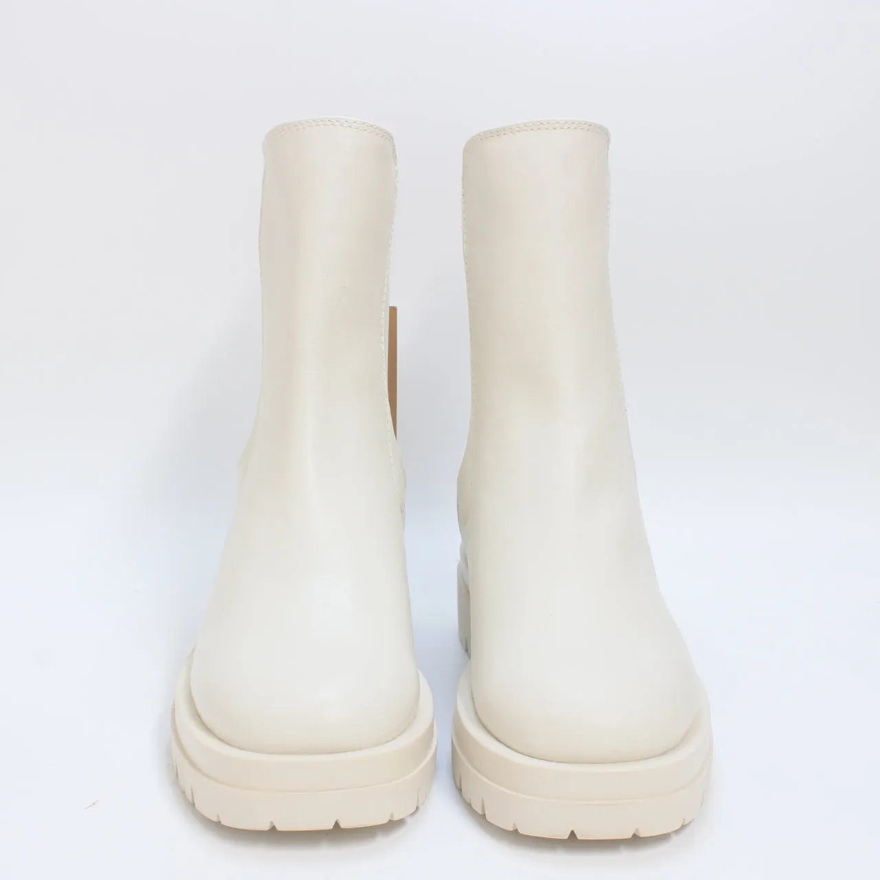 Womens Earth Addict Gaea Chelsea Ankle Boots Off White