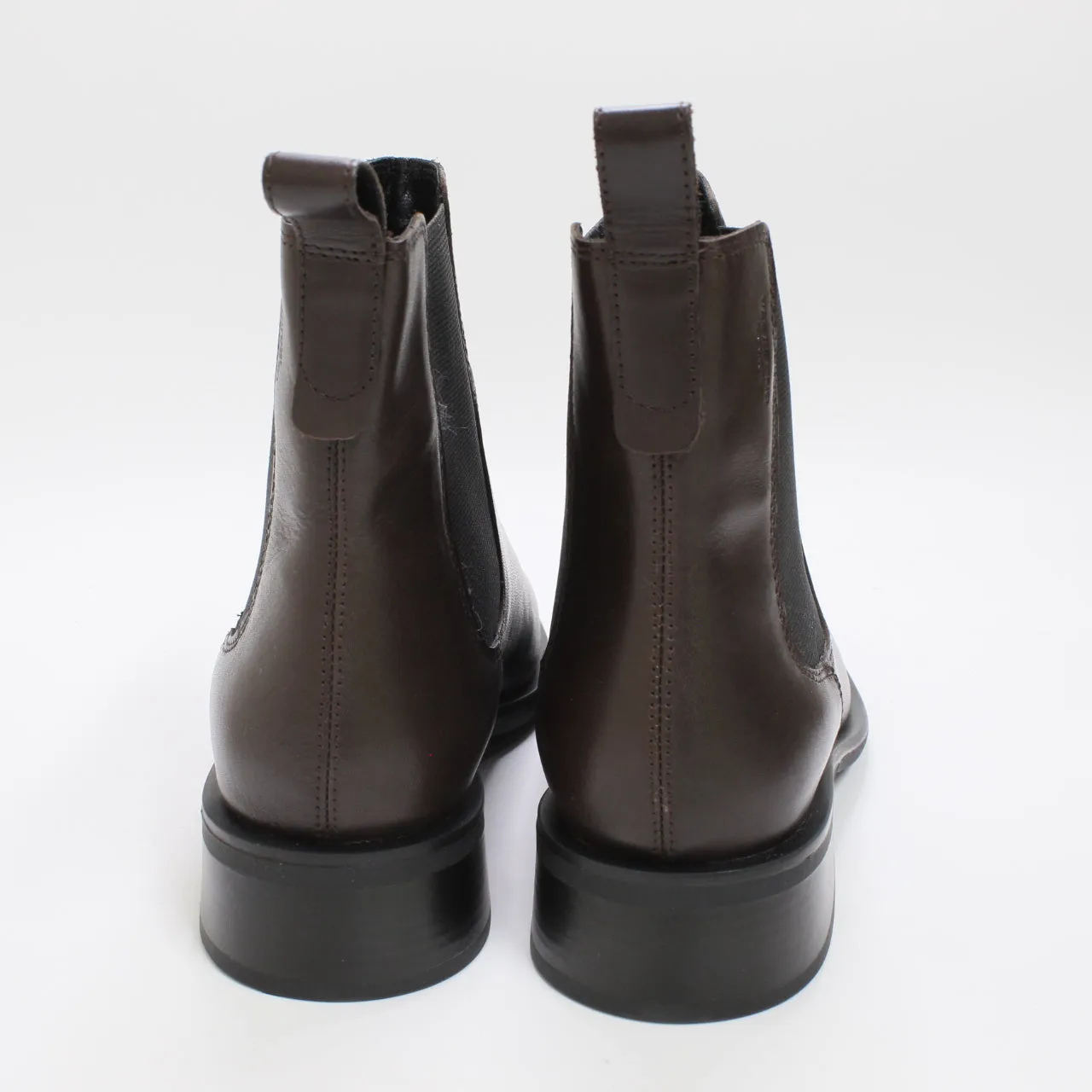 Womens Vagabond Shoemakers Sheila Chelsea Boots Chocolate